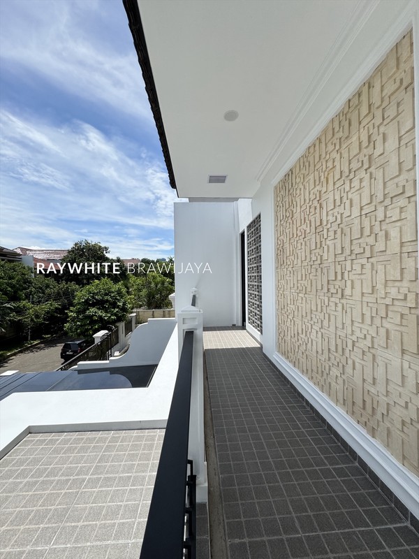 Rumah Mewah Siap Huni Lingkungan Tenang Area Pondok Indah