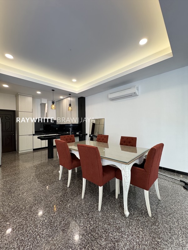 Rumah Mewah Siap Huni Lingkungan Tenang Area Pondok Indah