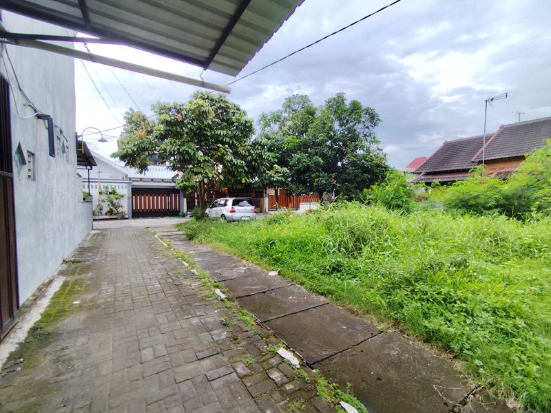 Investasi & Hunian Rumah 2 Lantai Siap Huni Dekat Kampus UPY - Kasihan, Bantul