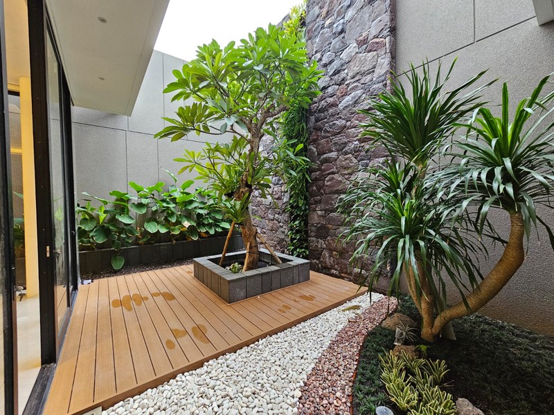 Jual Rumah Baru Gress Imperial Golf Pakuwon Indah