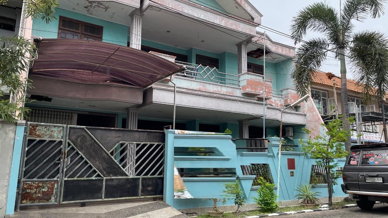 Dijual Rumah di Jalan Satelit Indah Surabaya Barat