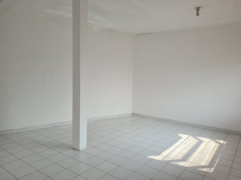 Ruko Siap Pakai dan Lokasi Strategis 2½ Lantai @Ciputat