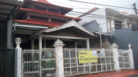 Rumah HITUNG TANAH !!! di Panjang Jiwo Permai Surabaya Selatan Dekat Universitas UBAYA