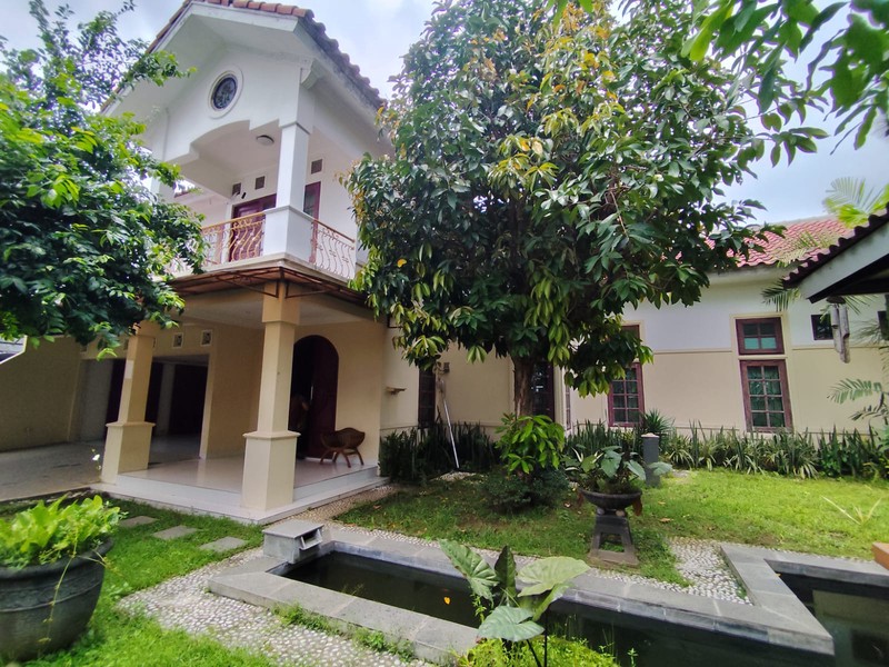  Dijual Rumah Mewah 526 Meter Persegi di Condongcatur , Sleman! Cocok untuk Guest House/Kantor