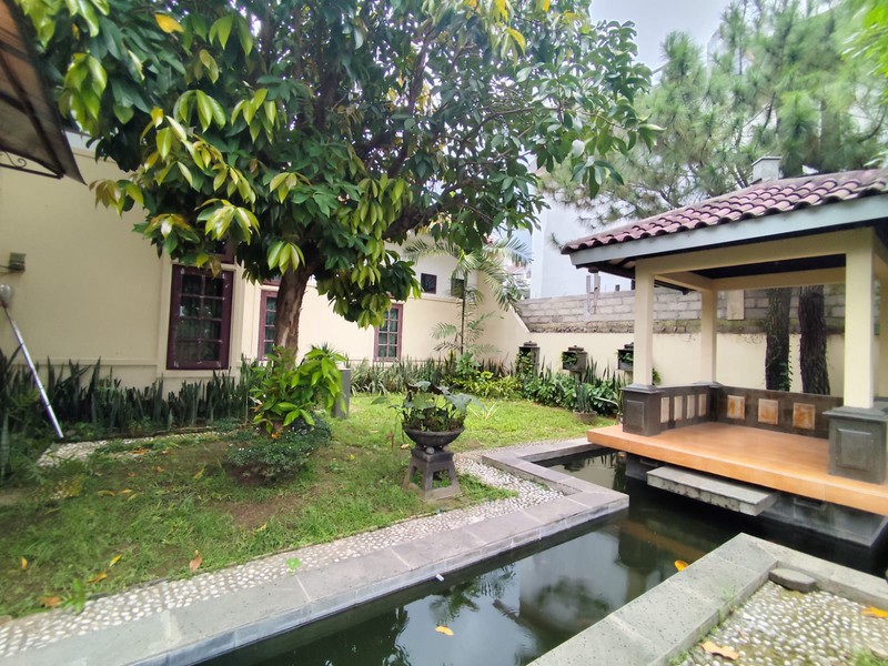  Dijual Rumah Mewah 526 Meter Persegi di Condongcatur , Sleman! Cocok untuk Guest House/Kantor