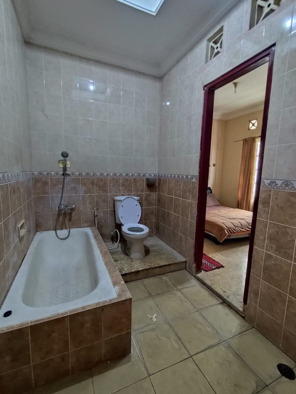  Dijual Rumah Mewah 526 Meter Persegi di Condongcatur , Sleman! Cocok untuk Guest House/Kantor