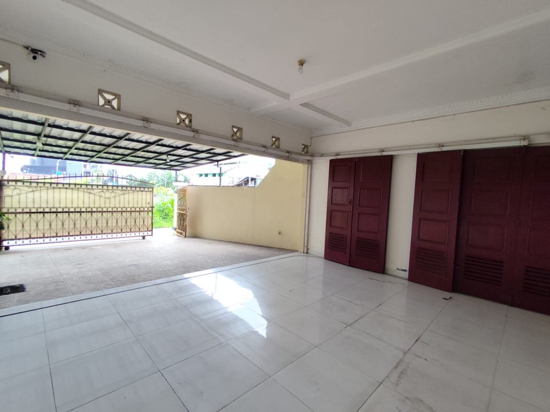  Dijual Rumah Mewah 526 Meter Persegi di Condongcatur , Sleman! Cocok untuk Guest House/Kantor