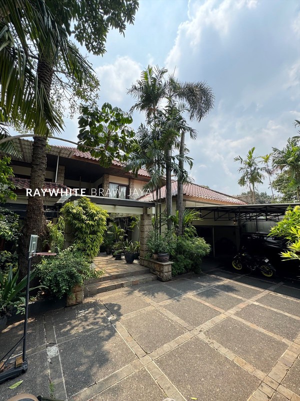 Rumah Mewah Furnished Under Market Price Area Kemang Ampera