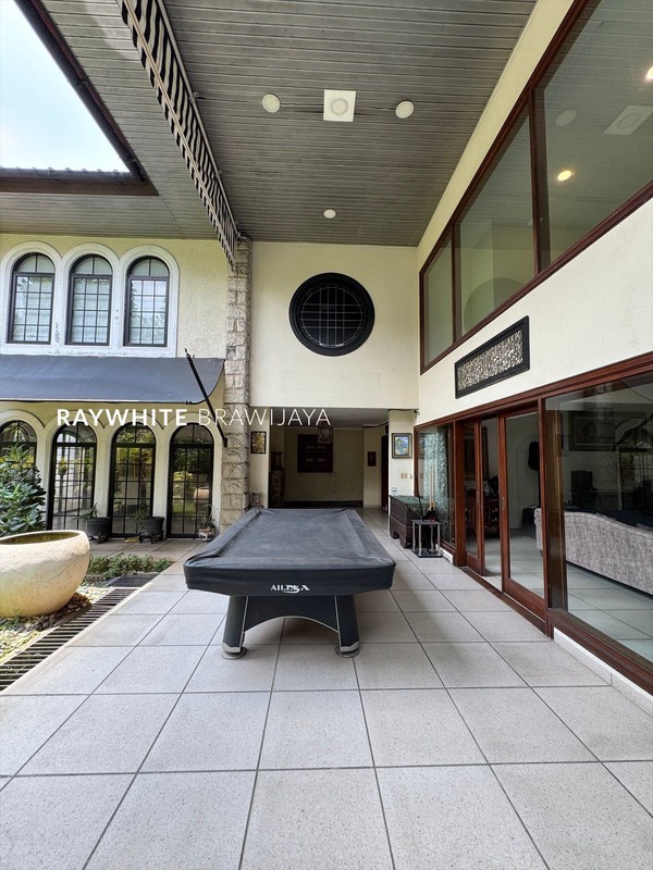 Rumah Mewah Furnished Under Market Price Area Kemang Ampera