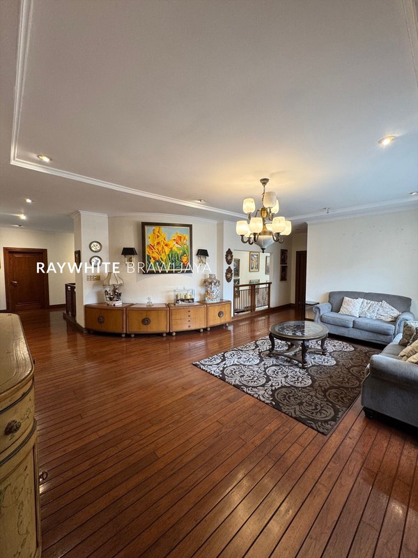 Rumah Mewah Furnished Under Market Price Area Kemang Ampera