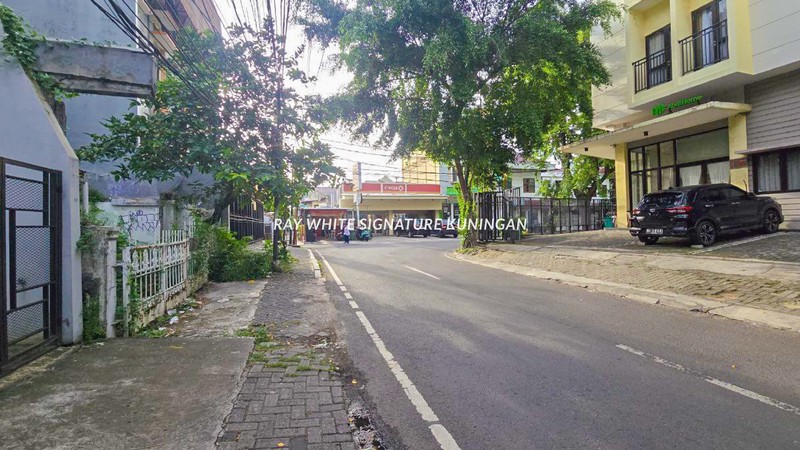 Dijual Ruko 4 Lantai Di Dekat Bendungan Hilir Raya 