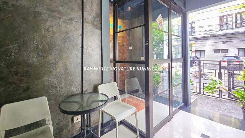 Dijual Ruko 4 Lantai Di Dekat Bendungan Hilir Raya 