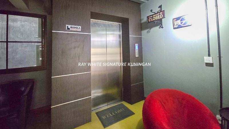 Dijual Ruko 4 Lantai Di Dekat Bendungan Hilir Raya 