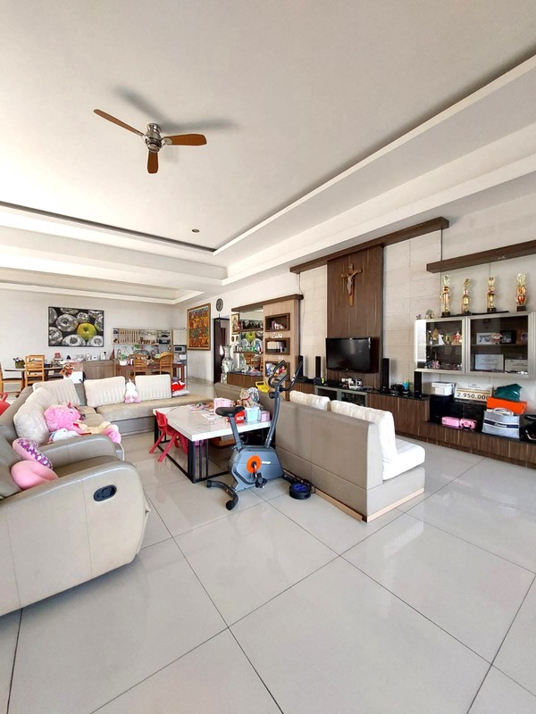 Aset Komersial Super Premium, Ruko 3 Lantai  Di Ring Road Utara , Condongcatur, Depok, Sleman