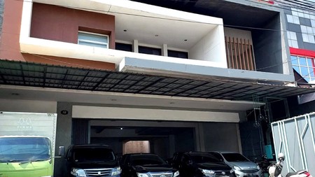 Aset Komersial Super Premium, Ruko 3 Lantai  Di Ring Road Utara , Condongcatur, Depok, Sleman