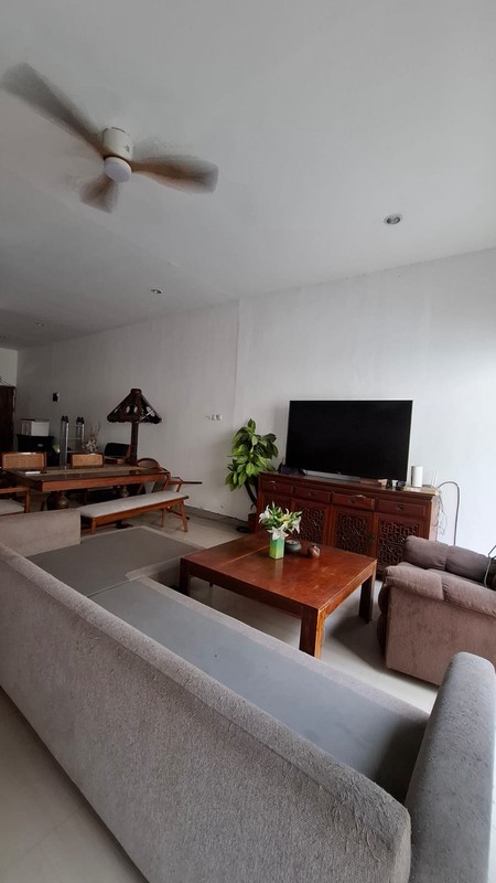 DIJUAL RUMAH Lokasi STRATEGIS GREEN BINTARO RESIDENCE