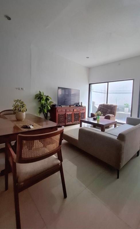 DIJUAL RUMAH Lokasi STRATEGIS GREEN BINTARO RESIDENCE