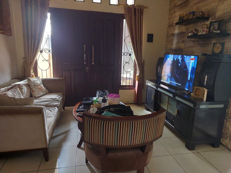 Rumah Posisi Hoek ,2 lantai di Bintaro Jaya 9