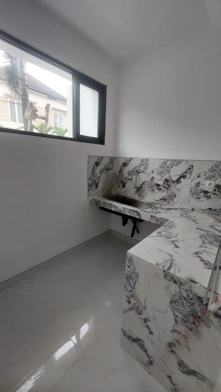 Dijual Rumah Baru Jl. Prapen Indah - Tenggilis Mejoyo - Surabaya Timur - New Modern Minimalis Dekat Raya Jemursari, Jemur Andayani, Kampus Ubaya