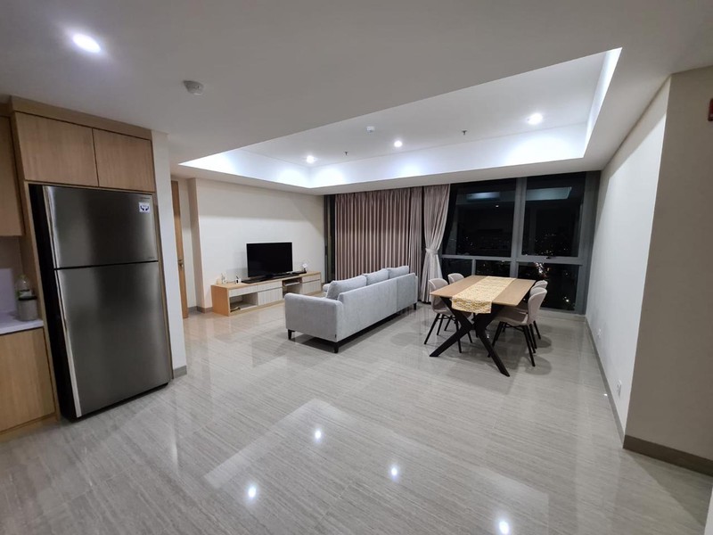 Sedang Mencari unit besar, mewah, dan siap huni? Unit Fairview ini menawarkan kenyamanan premium untuk keluarga modern.