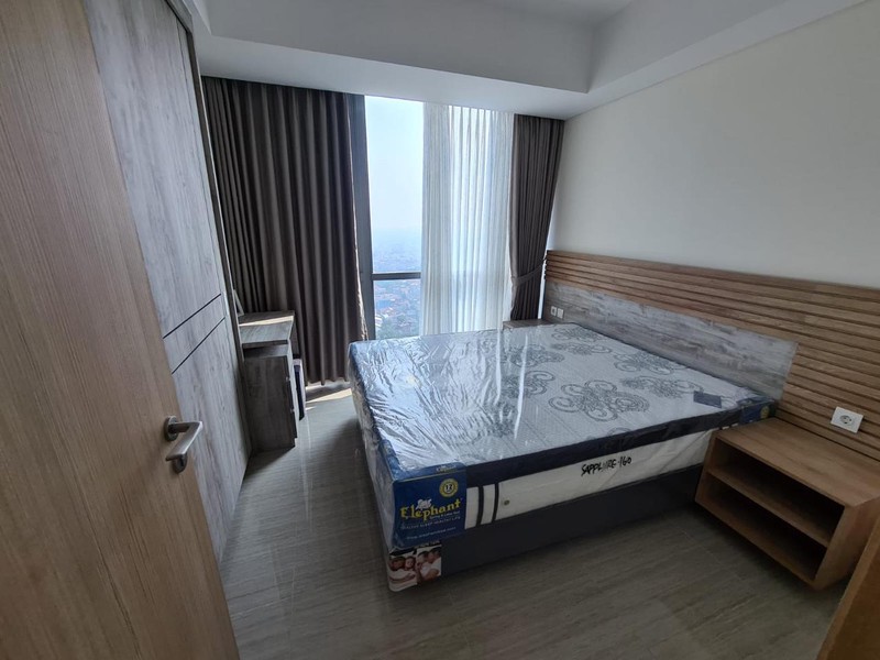 Sedang Mencari unit besar, mewah, dan siap huni? Unit Fairview ini menawarkan kenyamanan premium untuk keluarga modern.