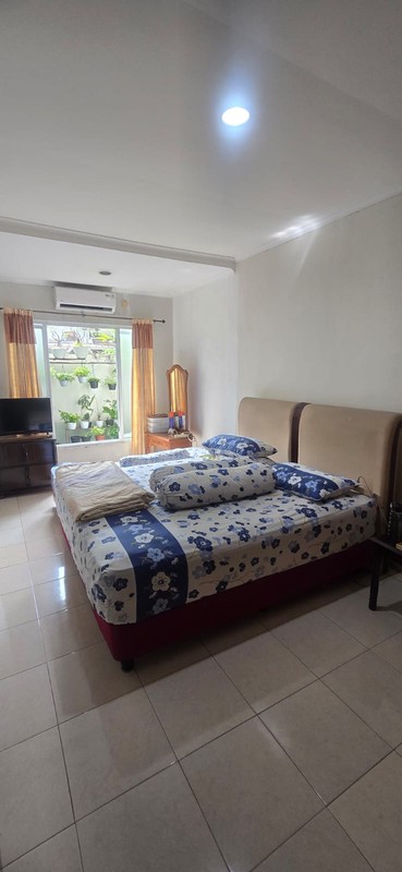 Rumah 2 lantai,posisi hook di Bintaro Jaya 9