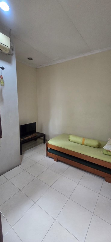 Rumah 2 lantai,posisi hook di Bintaro Jaya 9