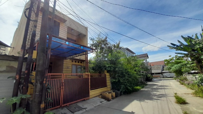 Rumah 2,5 Lantai di Bintara Bekasi Jaksel