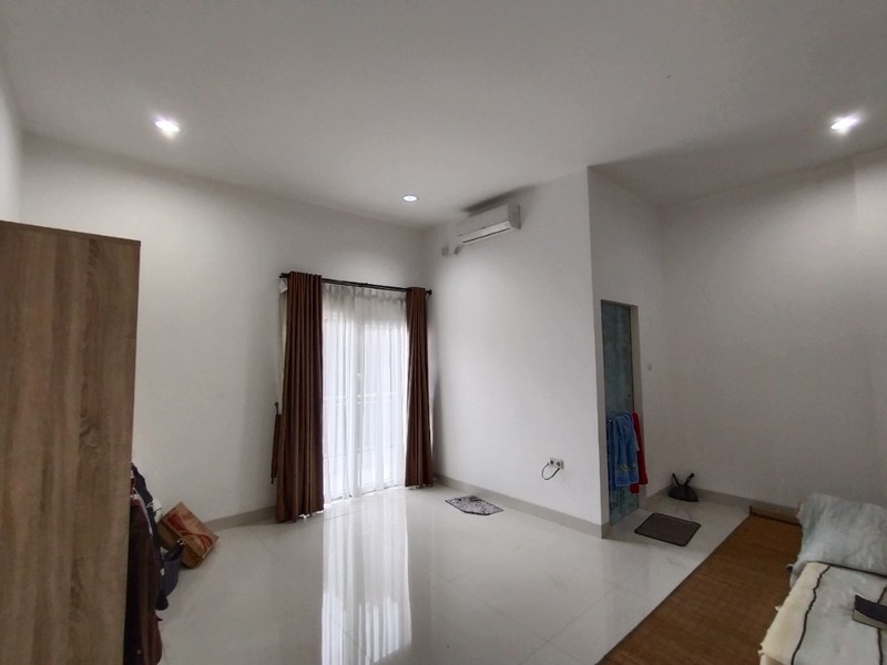 Rumah Kemayoran dekat Sekolah Gandhi dan Imigrasi Disewakan