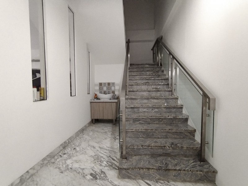 Rumah Kemayoran dekat Sekolah Gandhi dan Imigrasi Disewakan