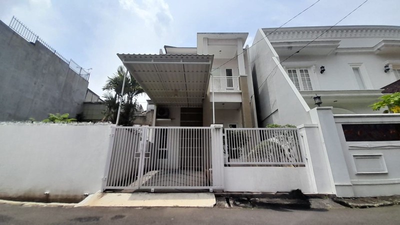 Rumah 2 Lantai Akses Jalan 2 Mobil Di Tebet Utara jaksel