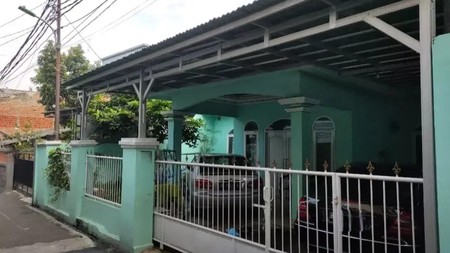 Rumah siap huni di RC Veteran jakarta 