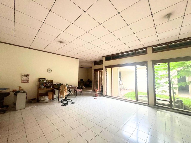 Rumah Luas 670 m2 di Bintaro Pesanggrahan 