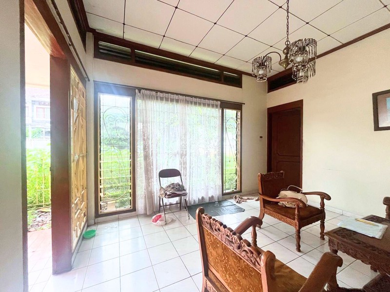 Rumah Luas 670 m2 di Bintaro Pesanggrahan 