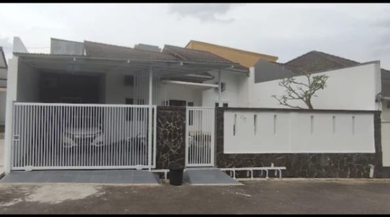 Rumah Furnish Siap Huni dalam Perumahan di Daerah  Wedomartani, Ngemplak, Sleman