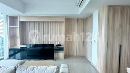 Disewakan Apartemen Hillcrest House Park Luas 130m Lantai 09.