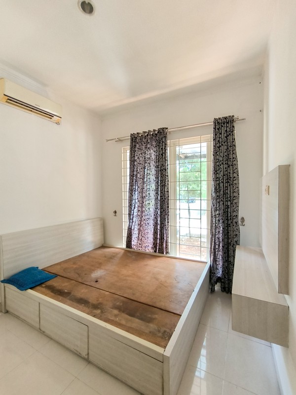 Rumah Bagus Siap Huni Asri di Emerald View, Bintaro Jaya Sektor 9