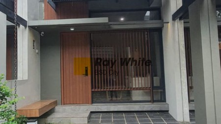 DIJUAL CEPAT & HARGA MIRING! Rumah di Perbatasan BSD dan Gading Serpong!