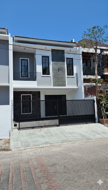 Dijual Rumah Baru Araya 2 Galaxy Bumi Permai Sukolilo Surabaya Timur - Row Jalan Boulevard Lebar 24 Meter - Shm