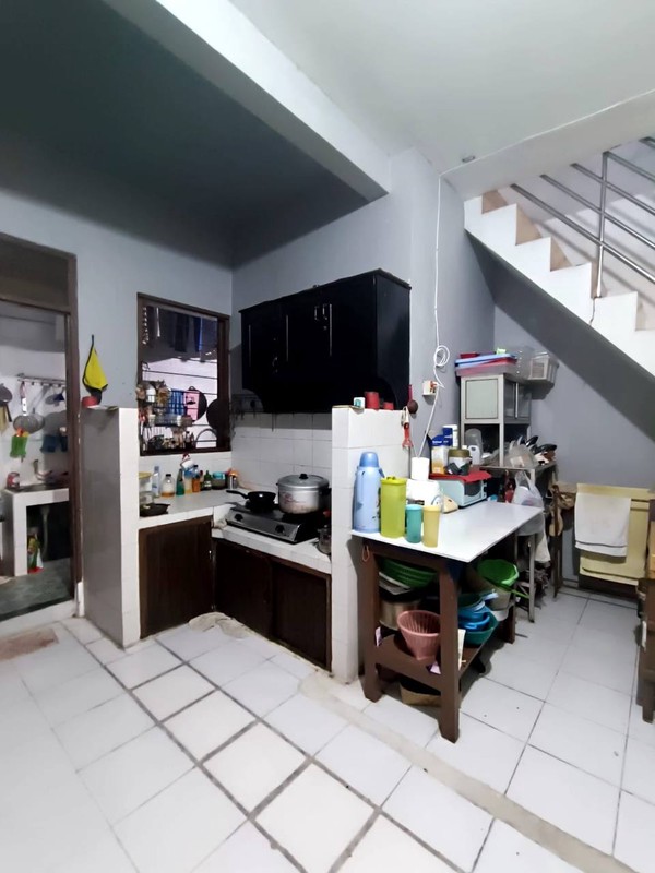 Sewa Rumah Surabaya Barat Darmo Indah Sari Dekat Gerbang Tol