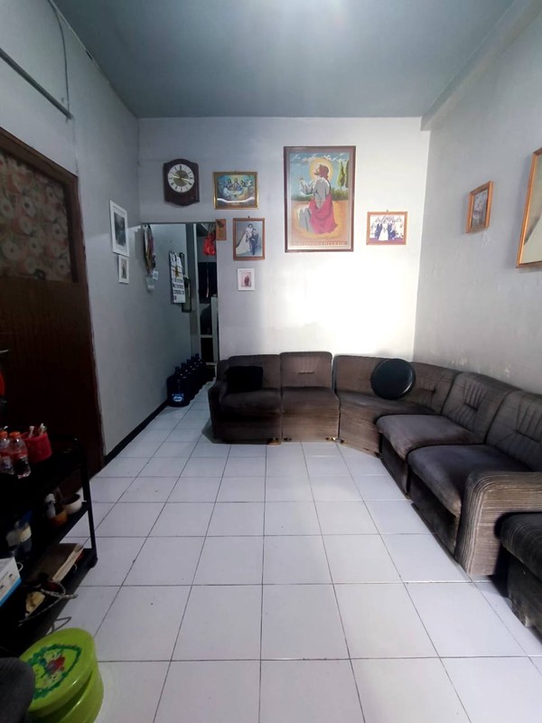 Sewa Rumah Surabaya Barat Darmo Indah Sari Dekat Gerbang Tol