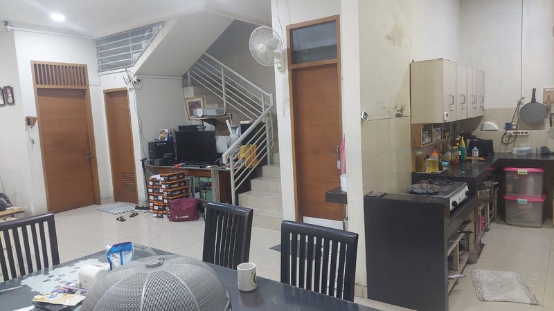 Rumah Agung Utara Komplek STS, Sunter Luas 7x25m2