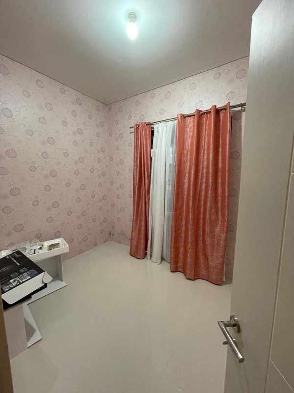 Jual Rumah Terawat Greenland Menganti Wiyung