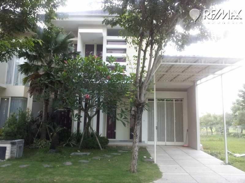 Jual Rumah Cluster Granada Pakuwon Indah SBY Barat