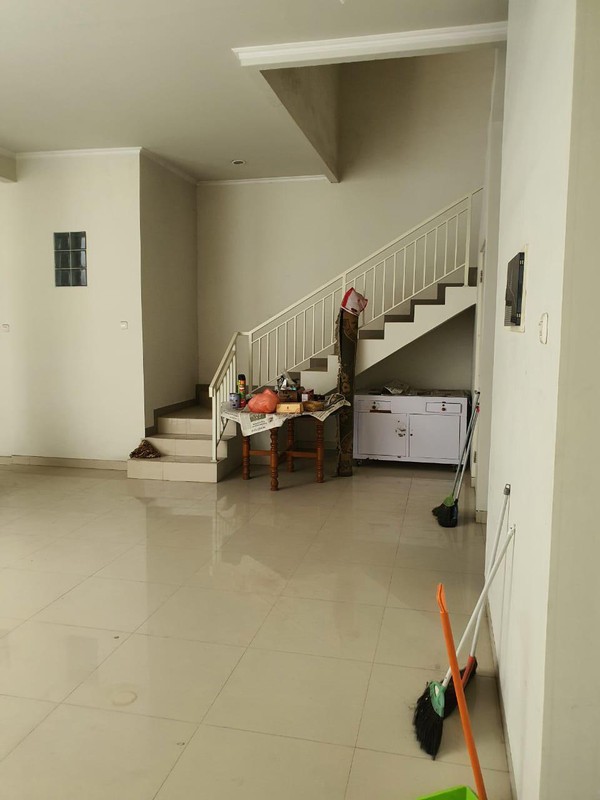 Jual Rumah Cluster Granada Pakuwon Indah SBY Barat