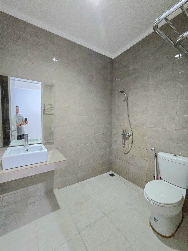 [DISEWA] Rumah 2 Lantai Siap Huni dengan KT 3+1 dan KM 2+1 Hunian Nyaman dan Asri @Bintaro, Sektor 9