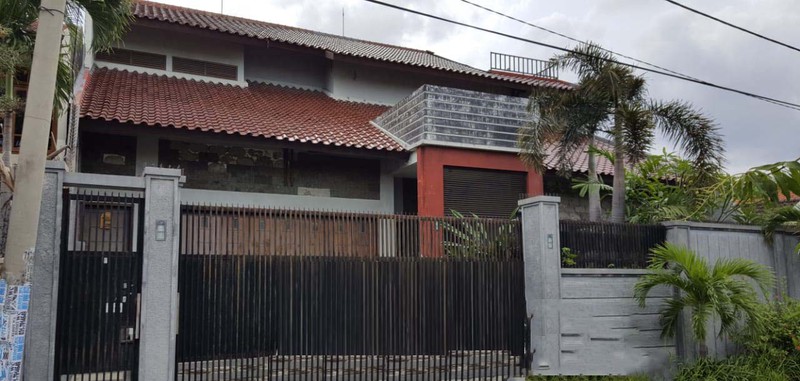 Dijual Rumah Sidosermo PDK Surabaya - Rumah Luas Rapi Siap Huni