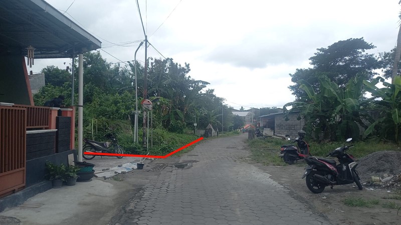 Jual Tanah Pekarangan Hook 465 meter Persegi di Denokan ,Maguwoharjo, Strategis Area Kampus