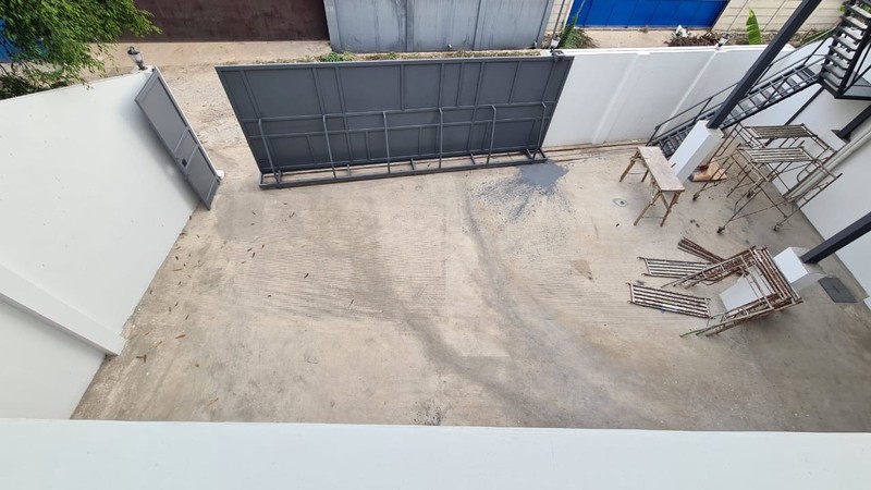 Dijual Gudang Kav. DPR, Cipondoh Tangerang