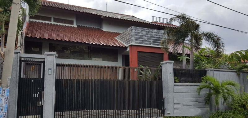 Dijual Rumah Minimalis Sidosermo PDK, Surabaya Rumah luas & rapi; lokasi nyaman; siap huni